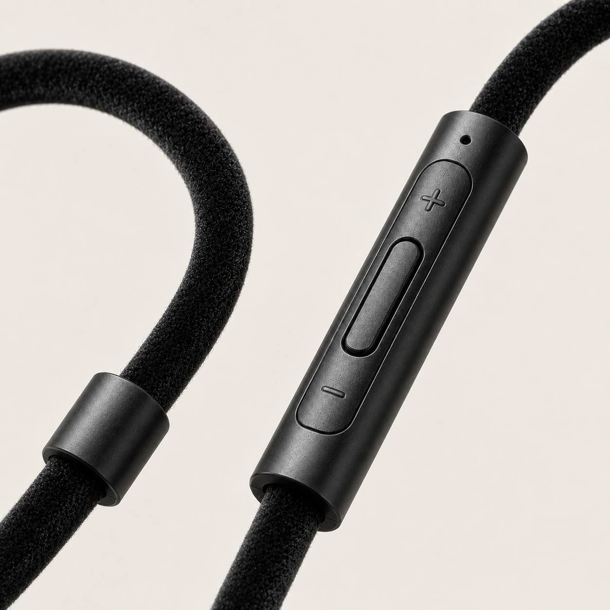 AUDR Velvet Wired Earbuds – Soft Braided Cable